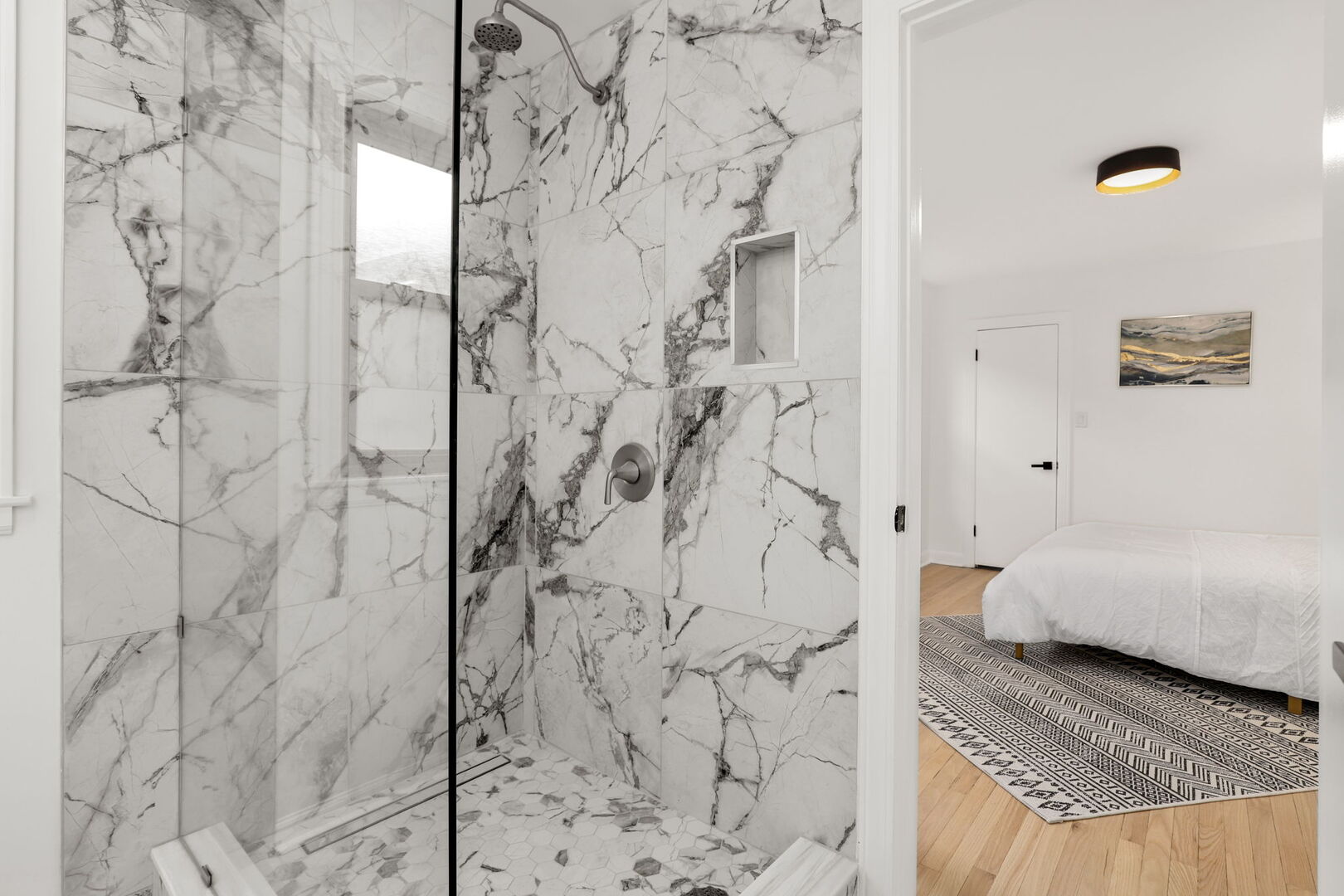 5828 N Melvina Avenue