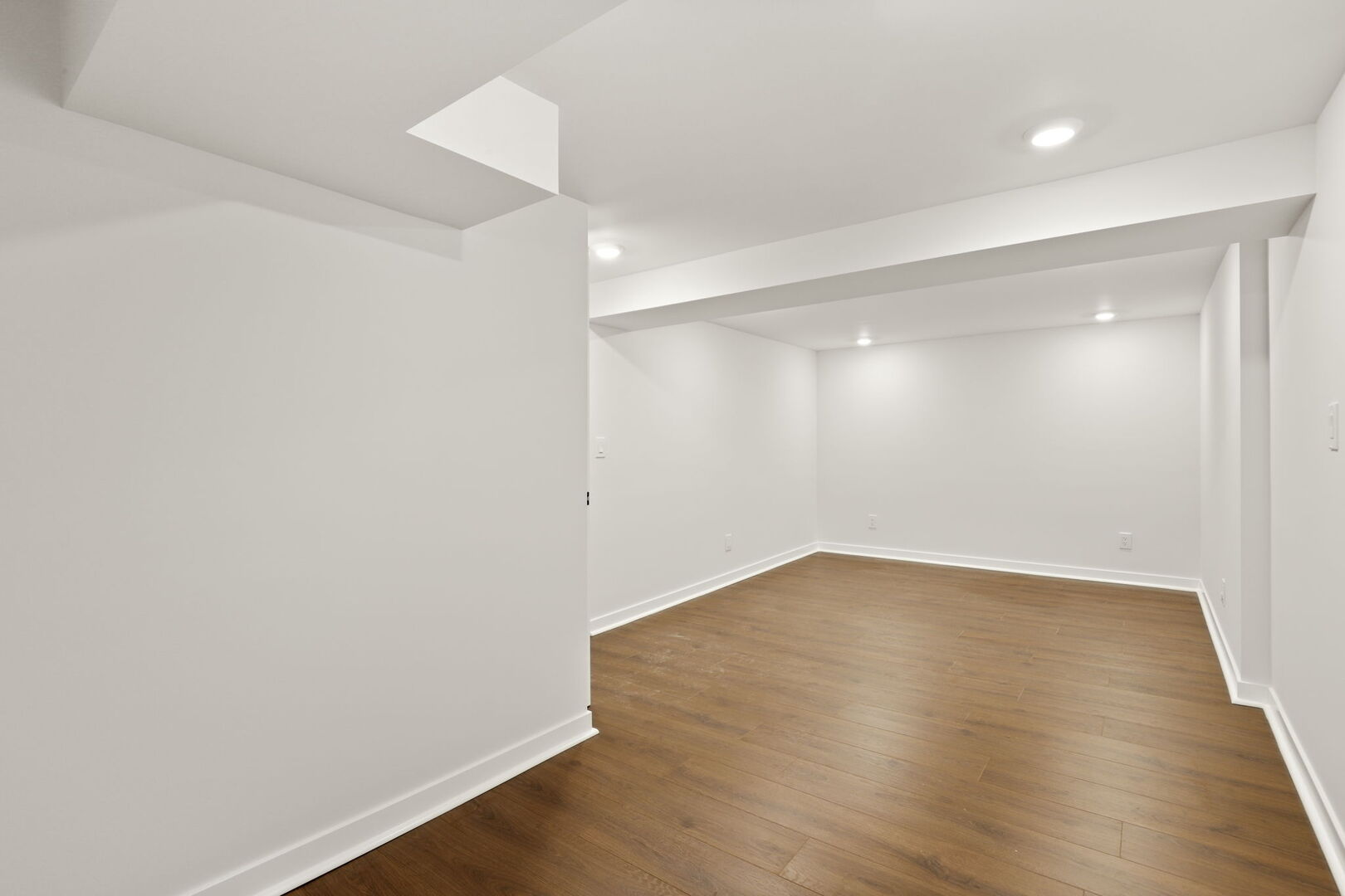 5828 N Melvina Avenue