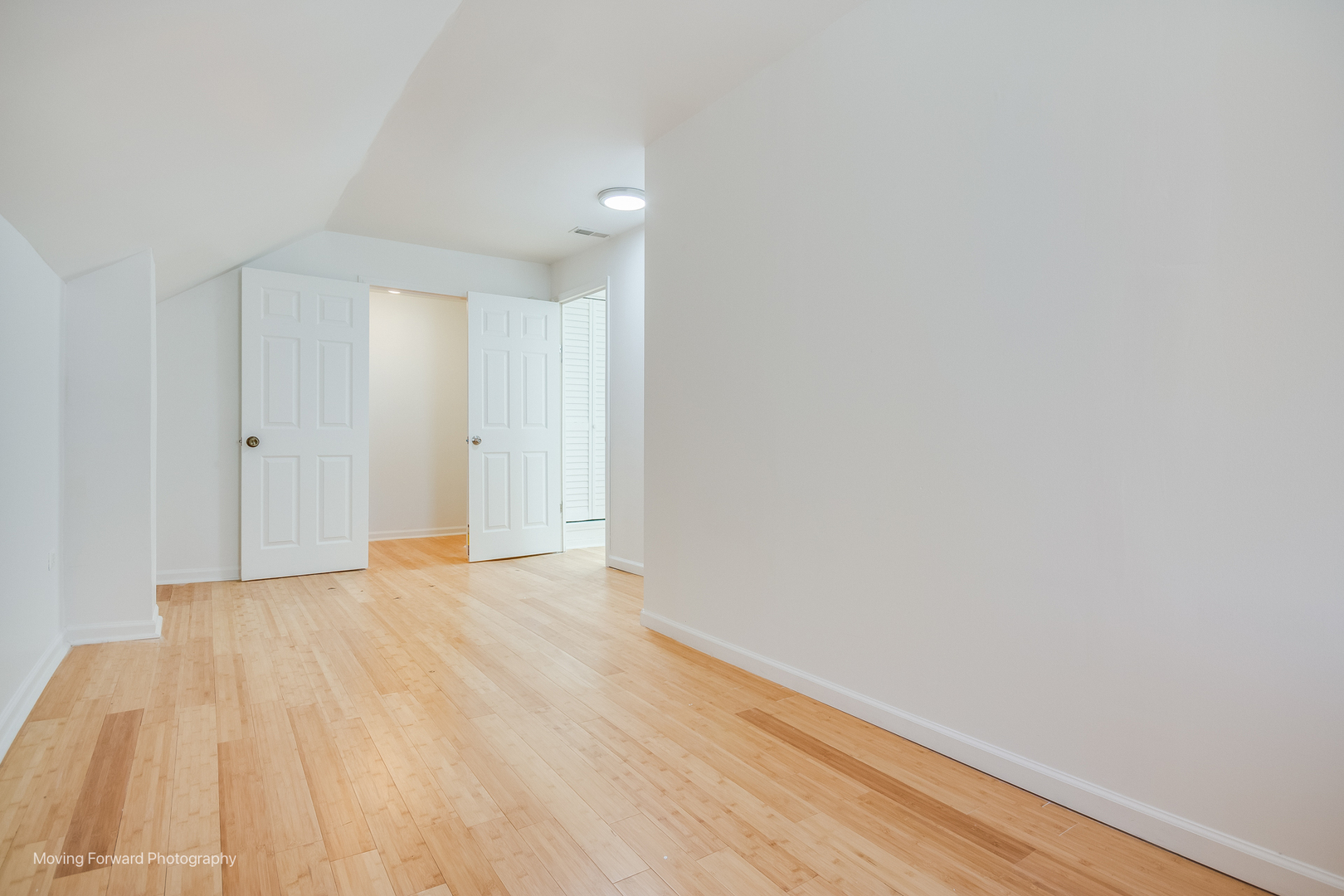 1900 S Throop Street