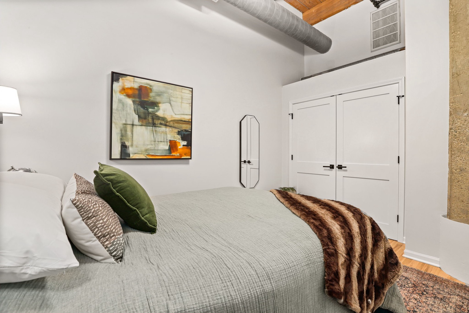 215 N Aberdeen Street Unit: 202B