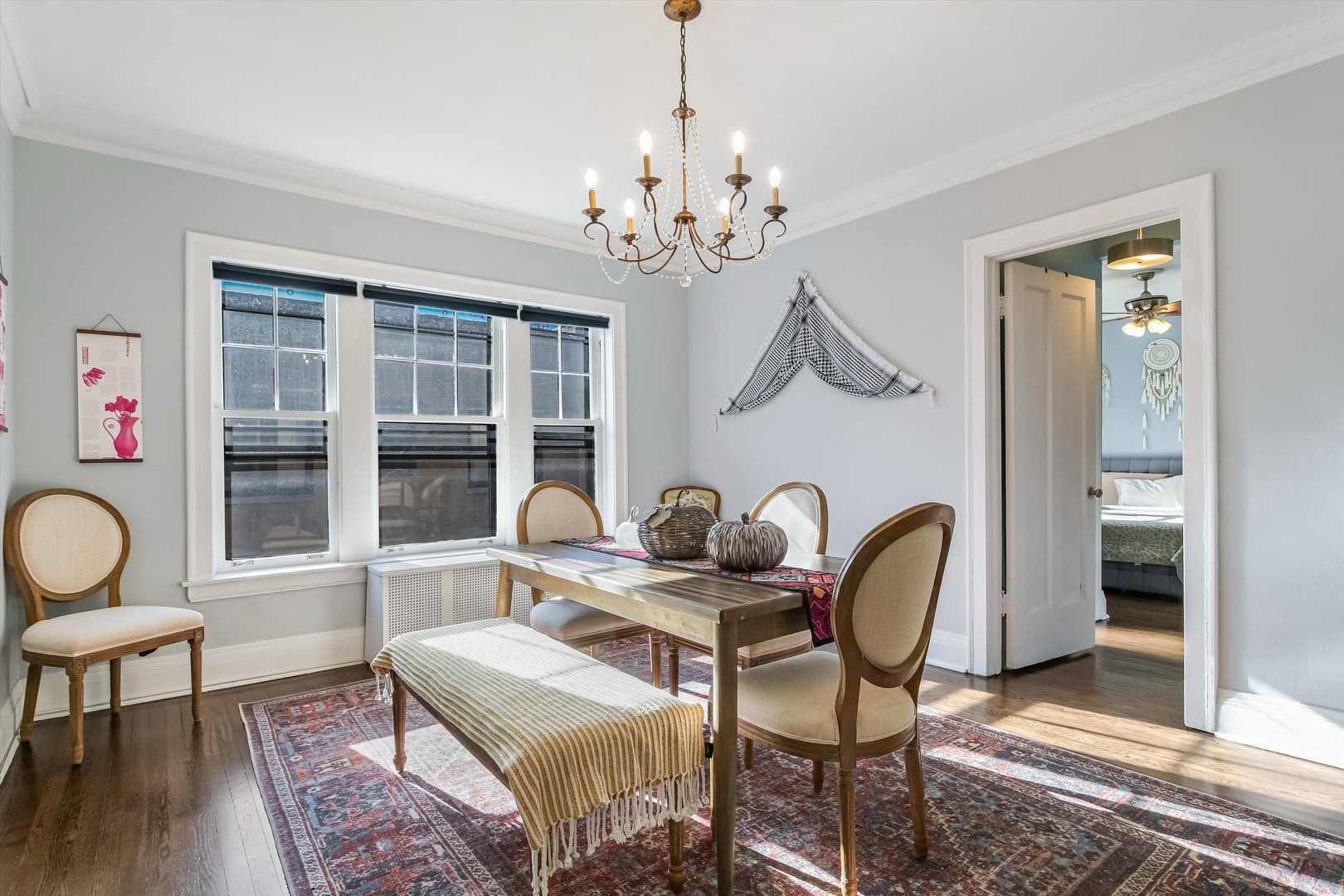 832 MICHIGAN Avenue Unit: 3G