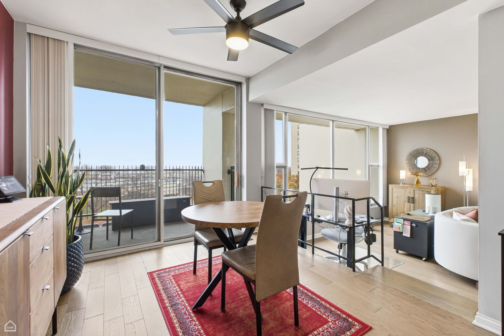 3200 N LAKE SHORE Drive Unit: 604