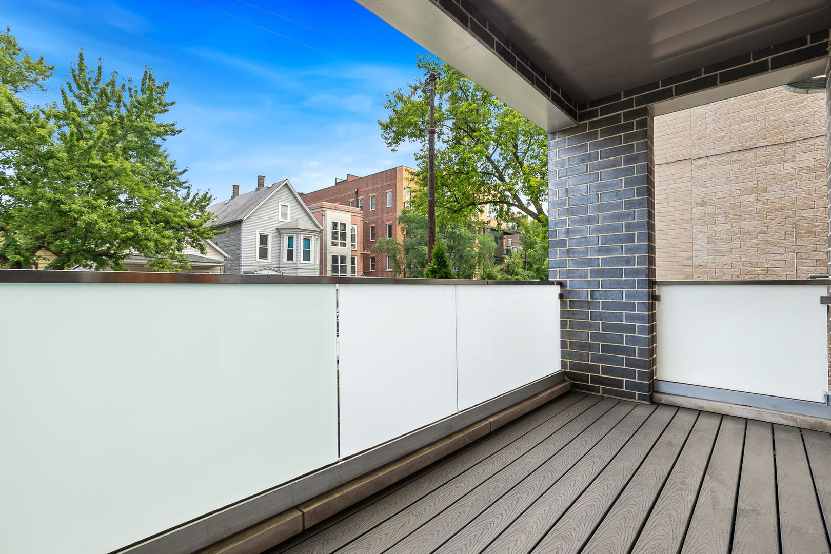 1848 N California Avenue Unit: 1