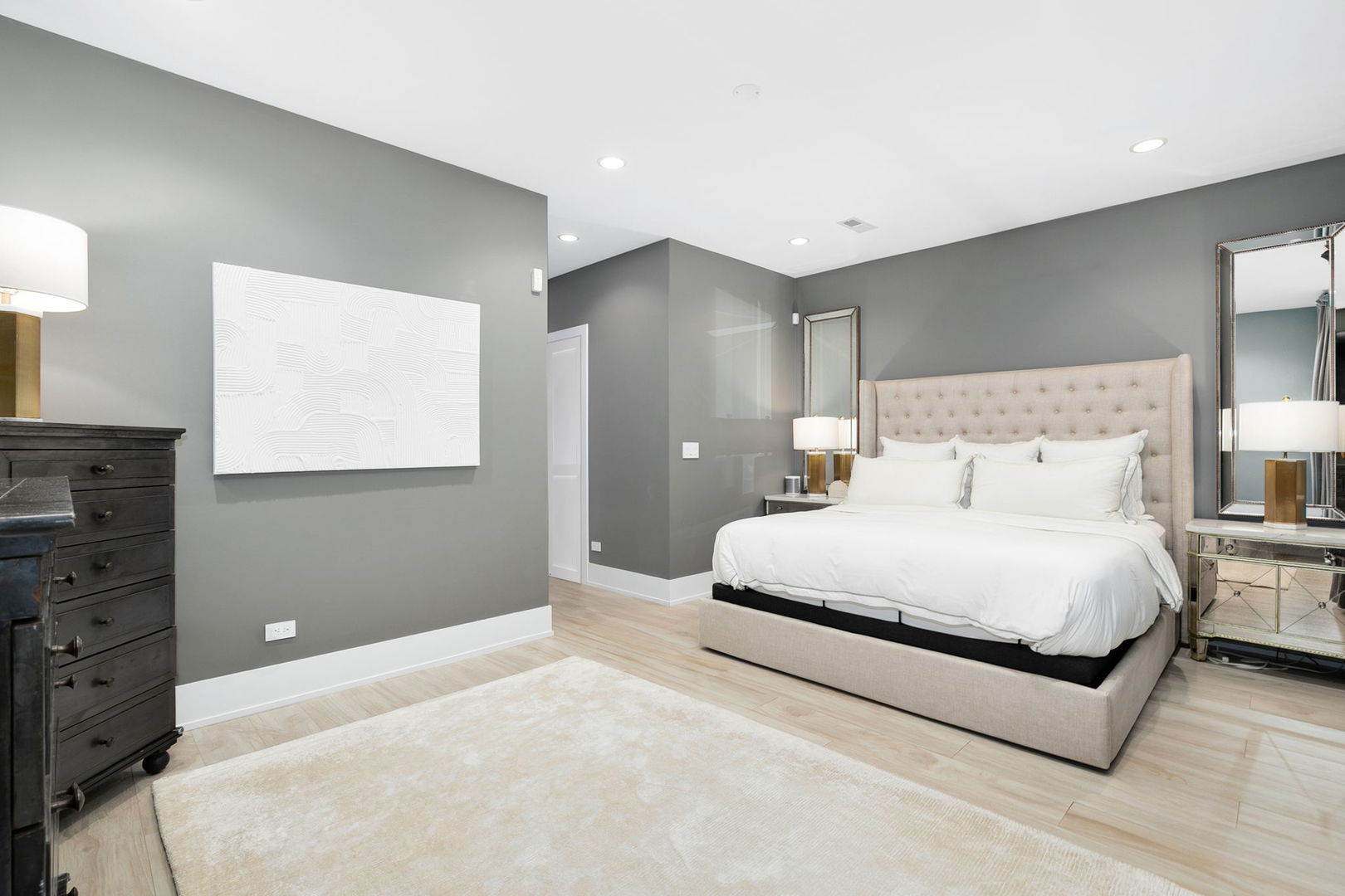 1848 N California Avenue Unit: 1