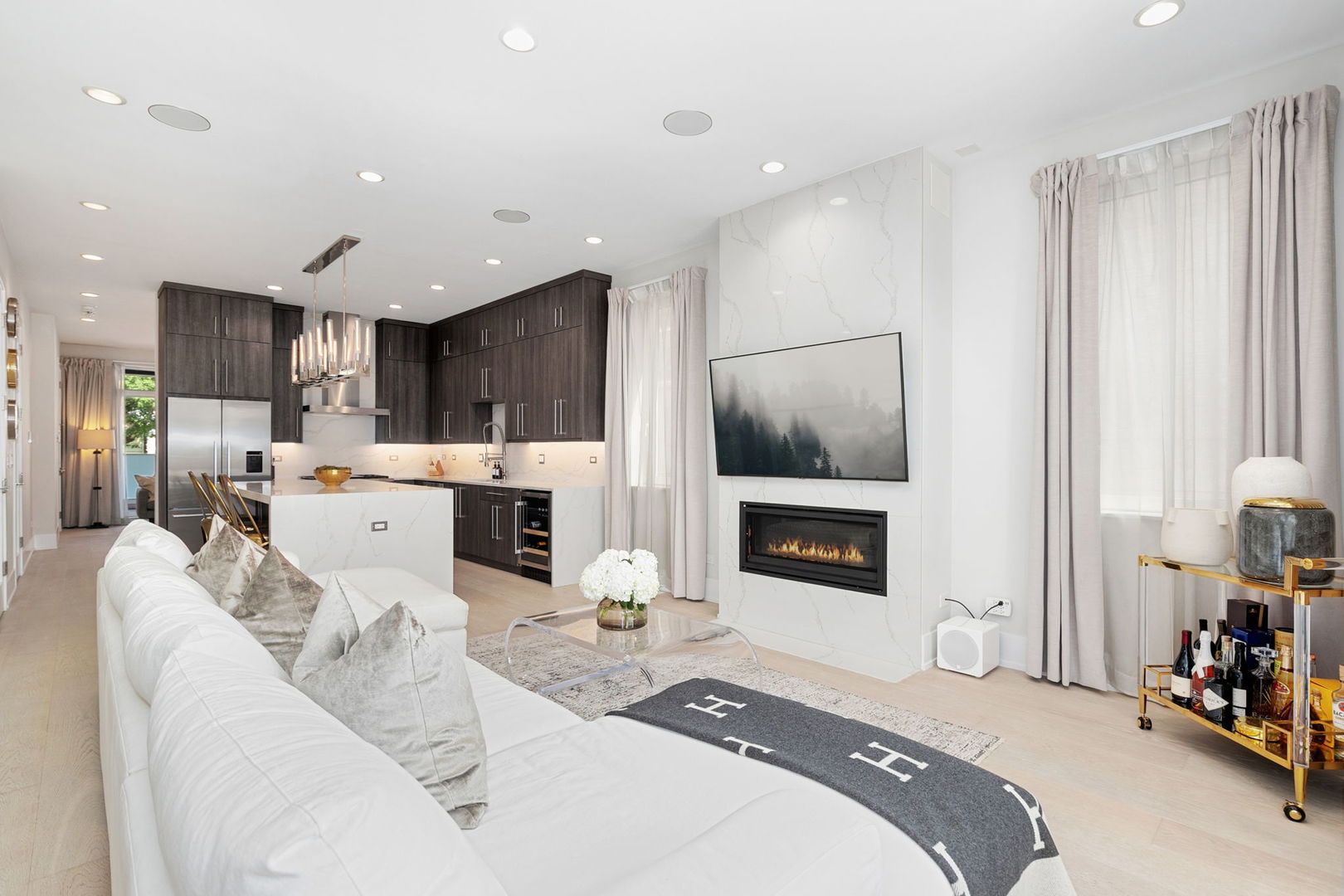 1848 N California Avenue Unit: 1