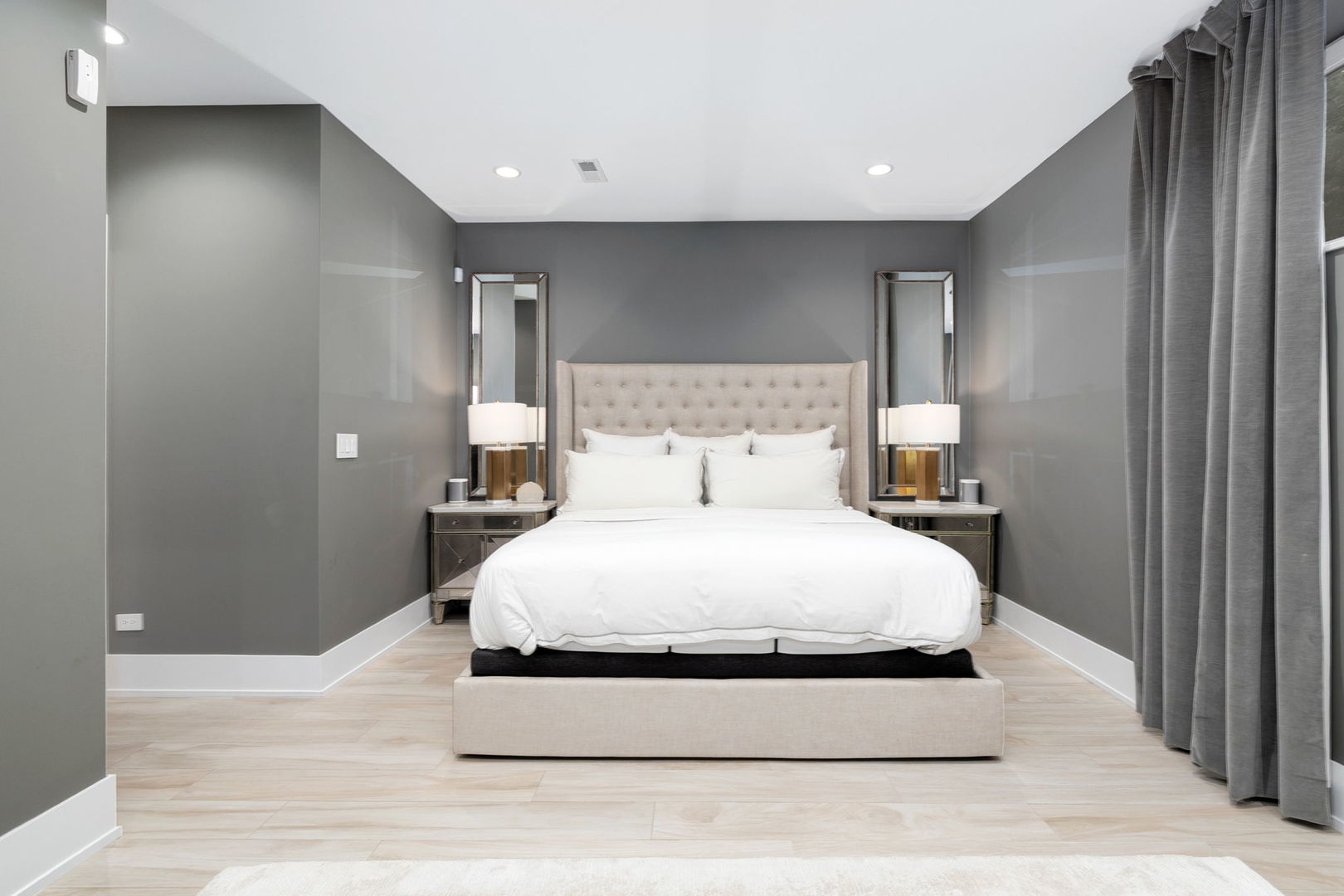 1848 N California Avenue Unit: 1