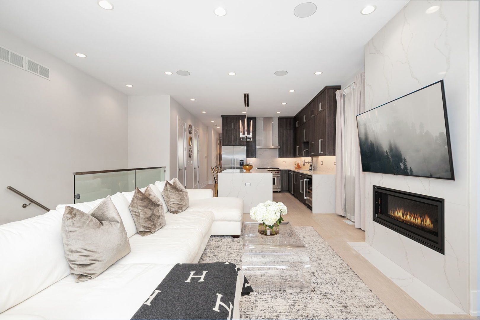 1848 N California Avenue Unit: 1