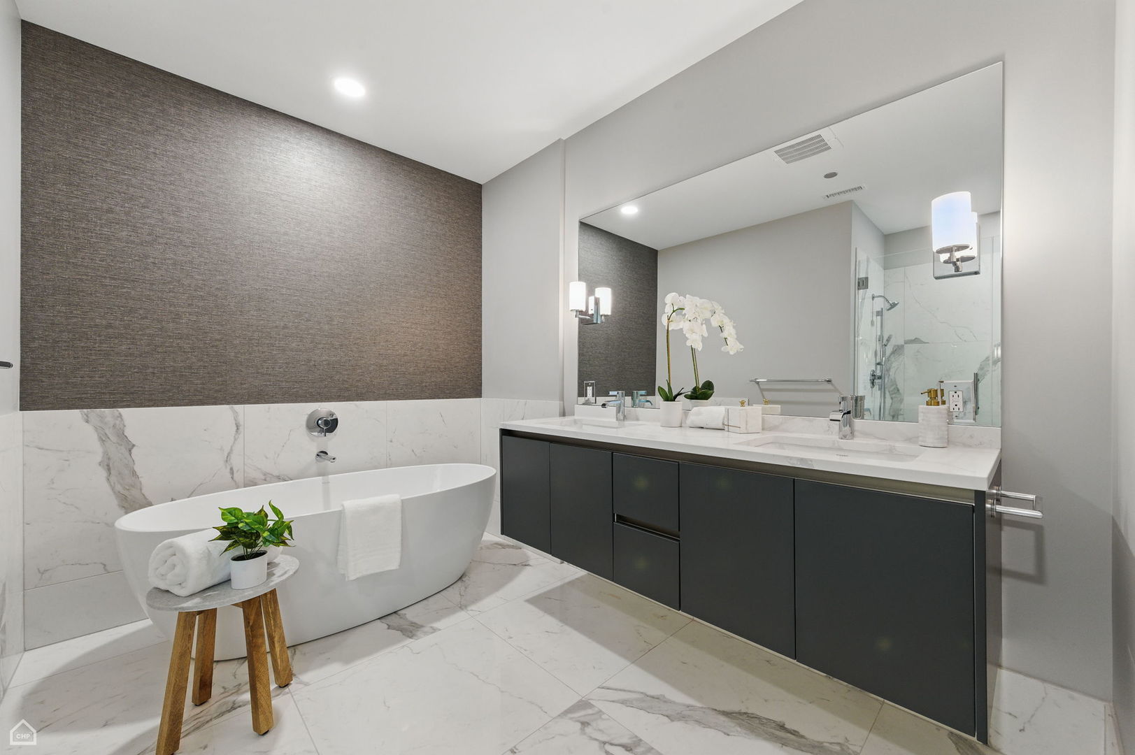 146 W Erie Street Unit: 1401