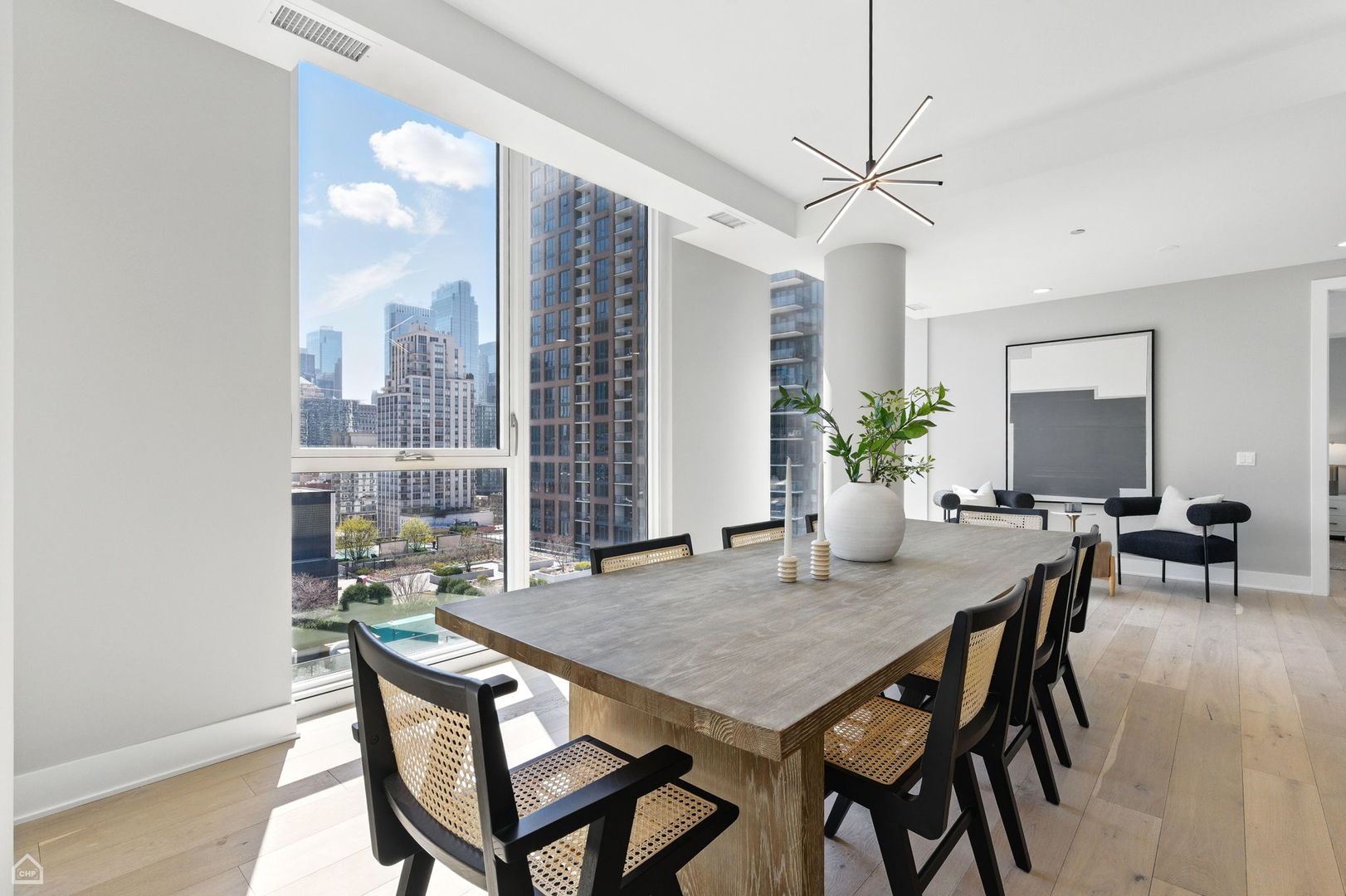 146 W Erie Street Unit: 1401