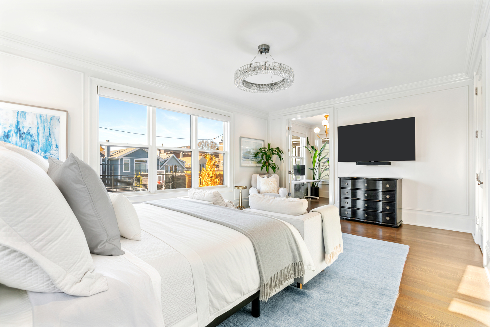 3336 N Oakley Avenue