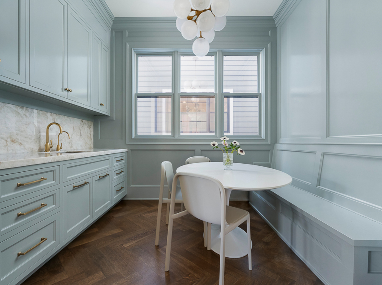 3336 N Oakley Avenue