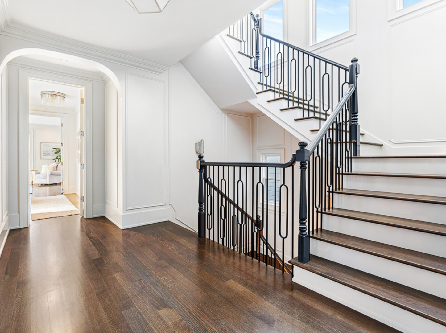 3336 N Oakley Avenue