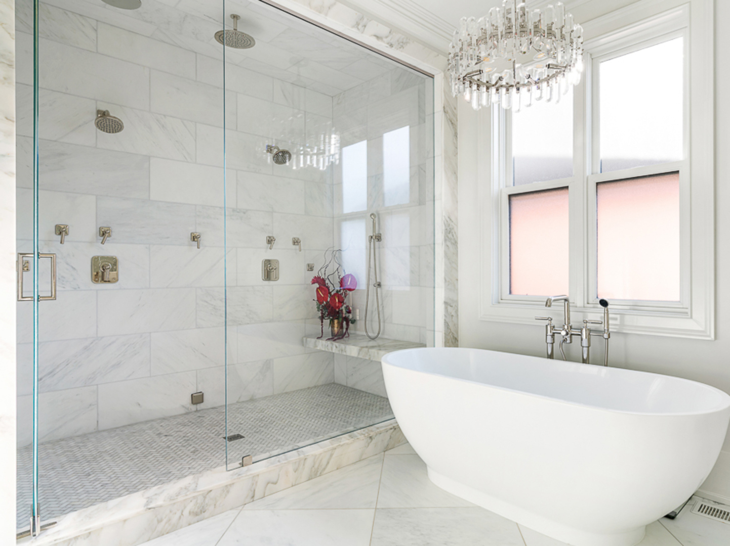 3336 N Oakley Avenue