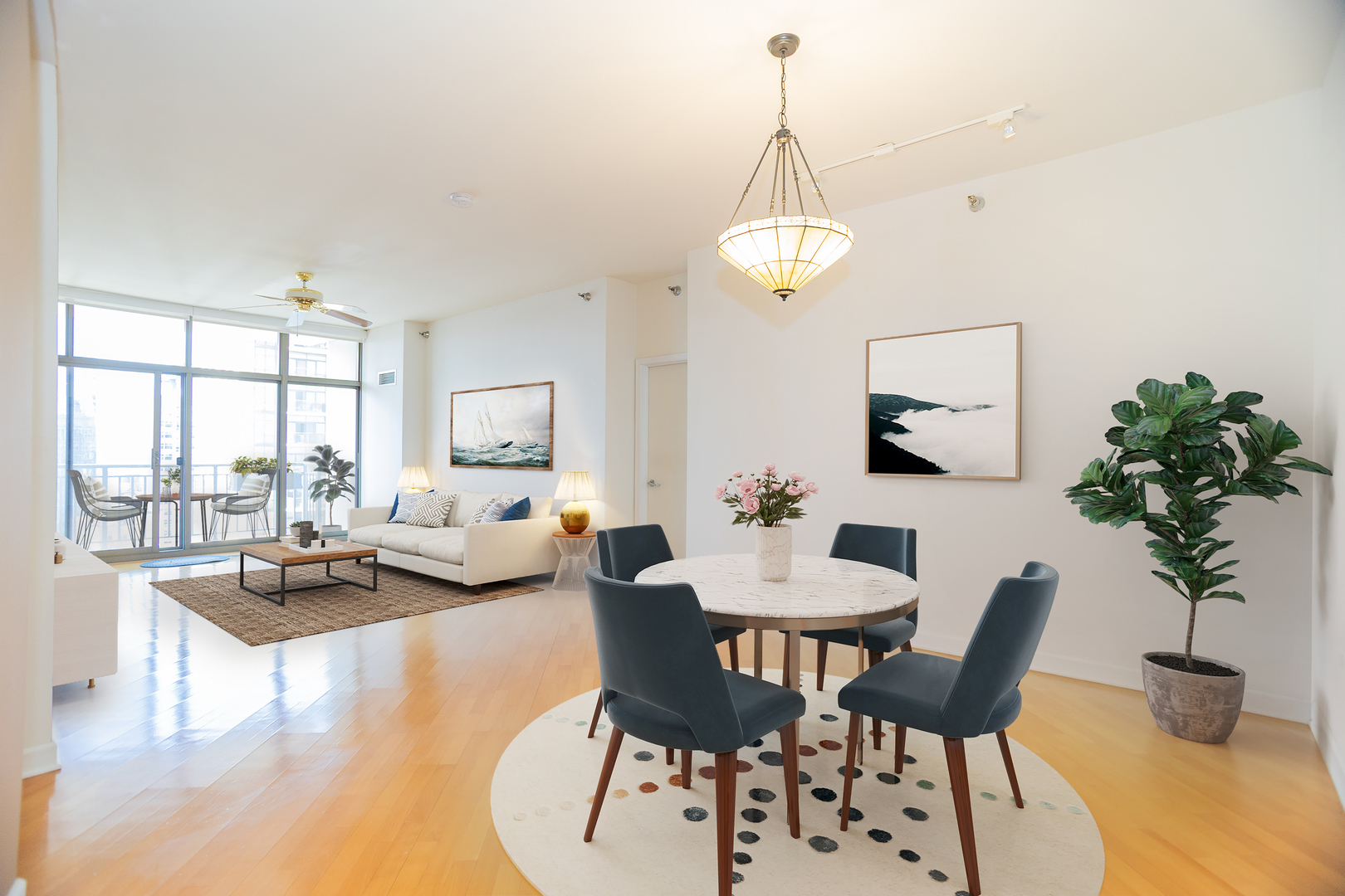 1335 S Prairie Avenue Unit: 1609