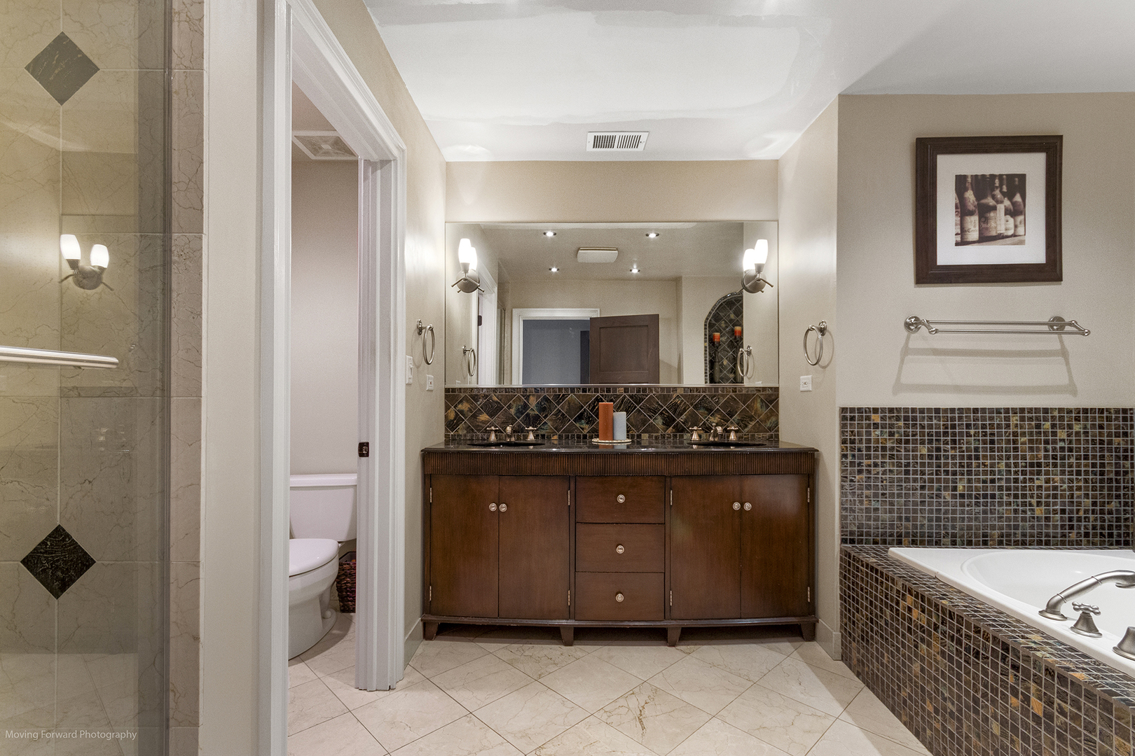 1005 Woodlawn Avenue