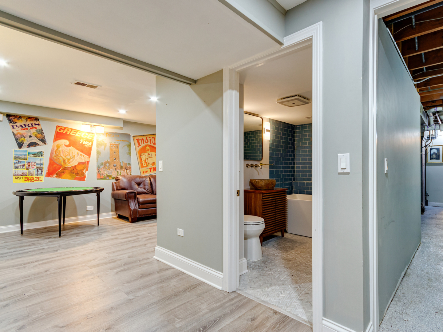 7513 W Ainslie Street