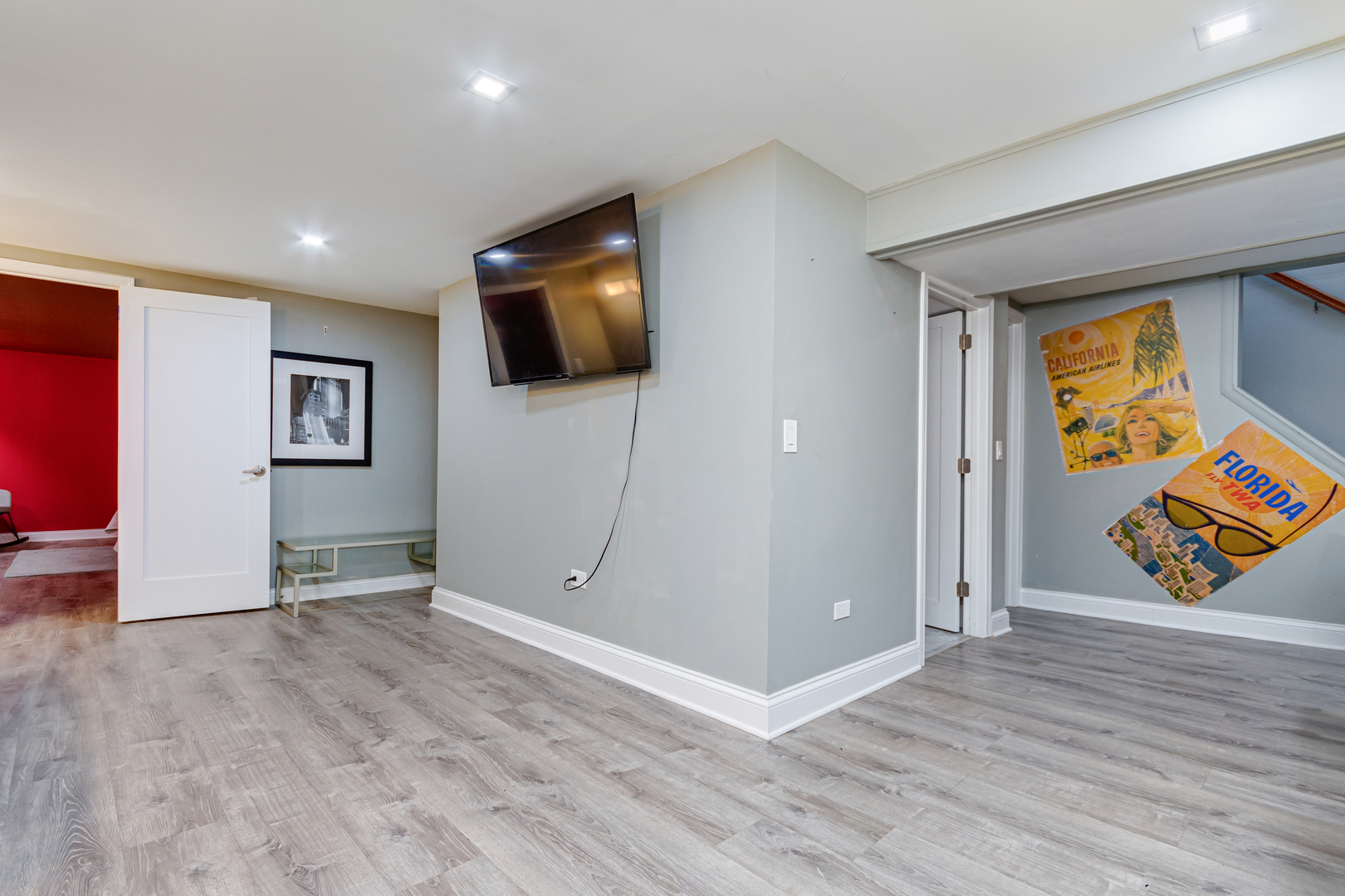 7513 W Ainslie Street