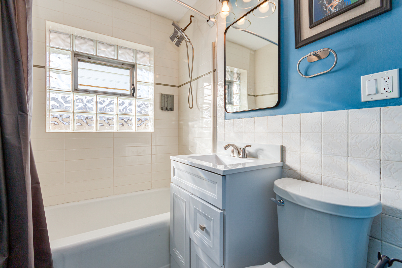 7513 W Ainslie Street