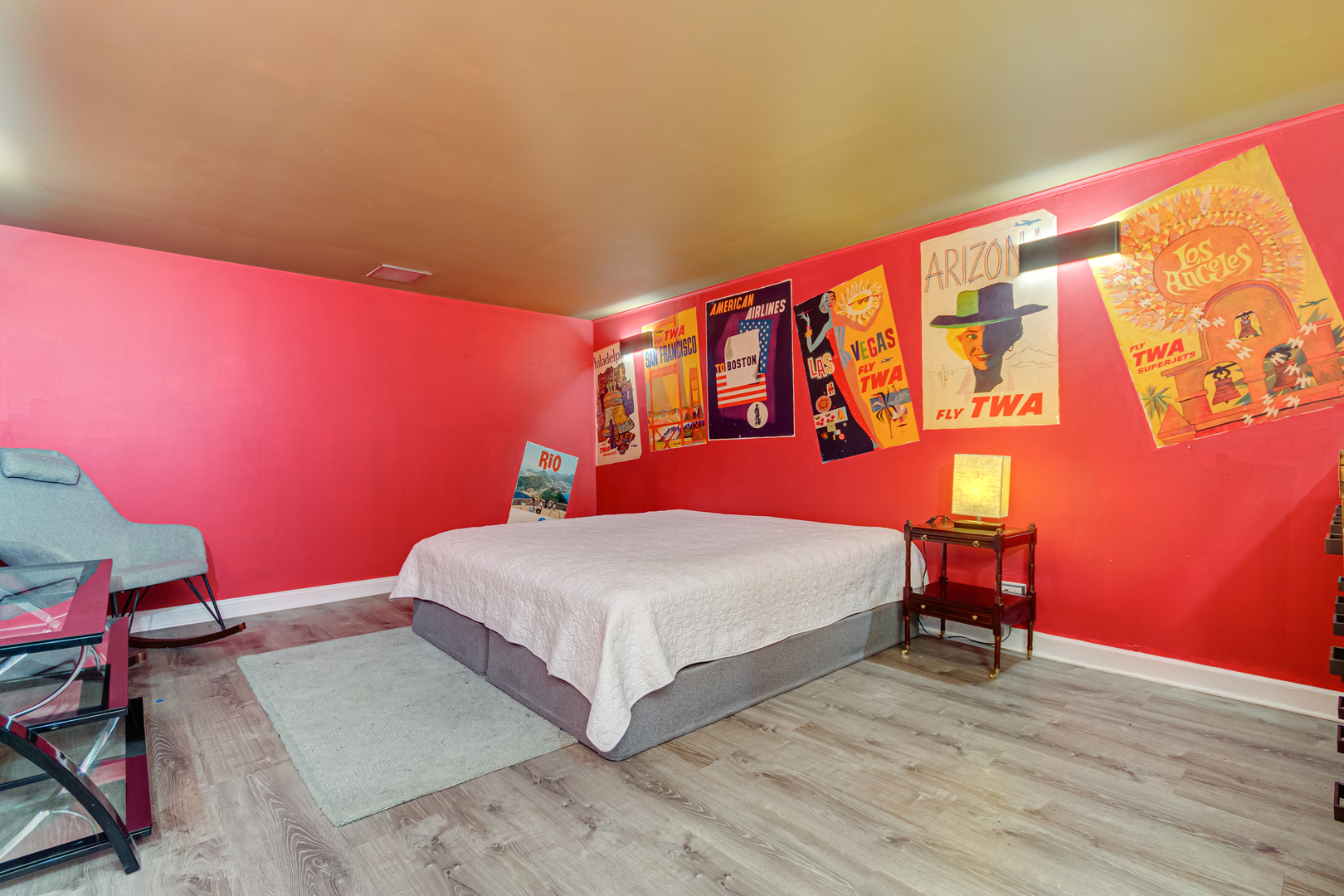 7513 W Ainslie Street