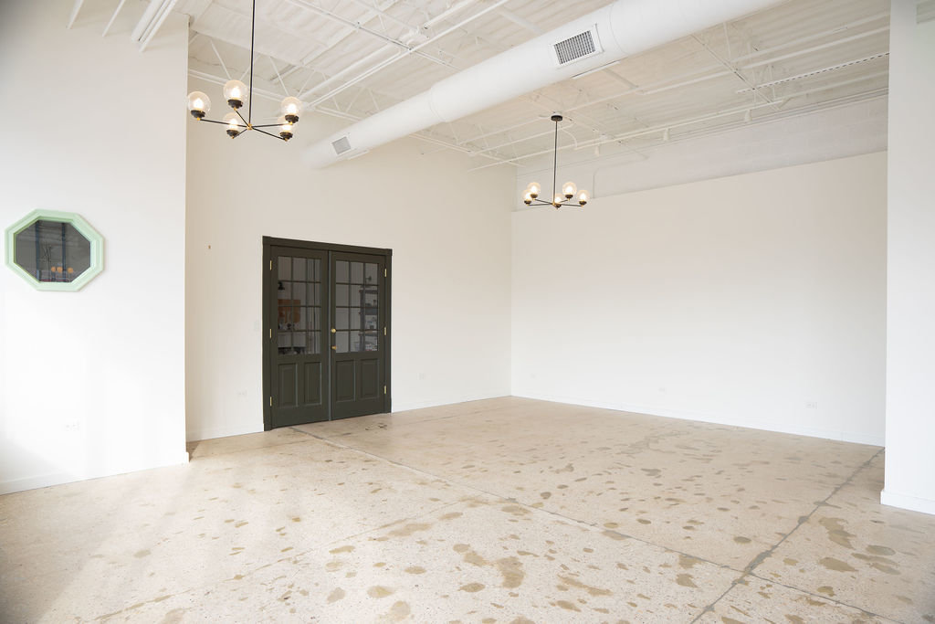 3256 W Bryn Mawr Avenue