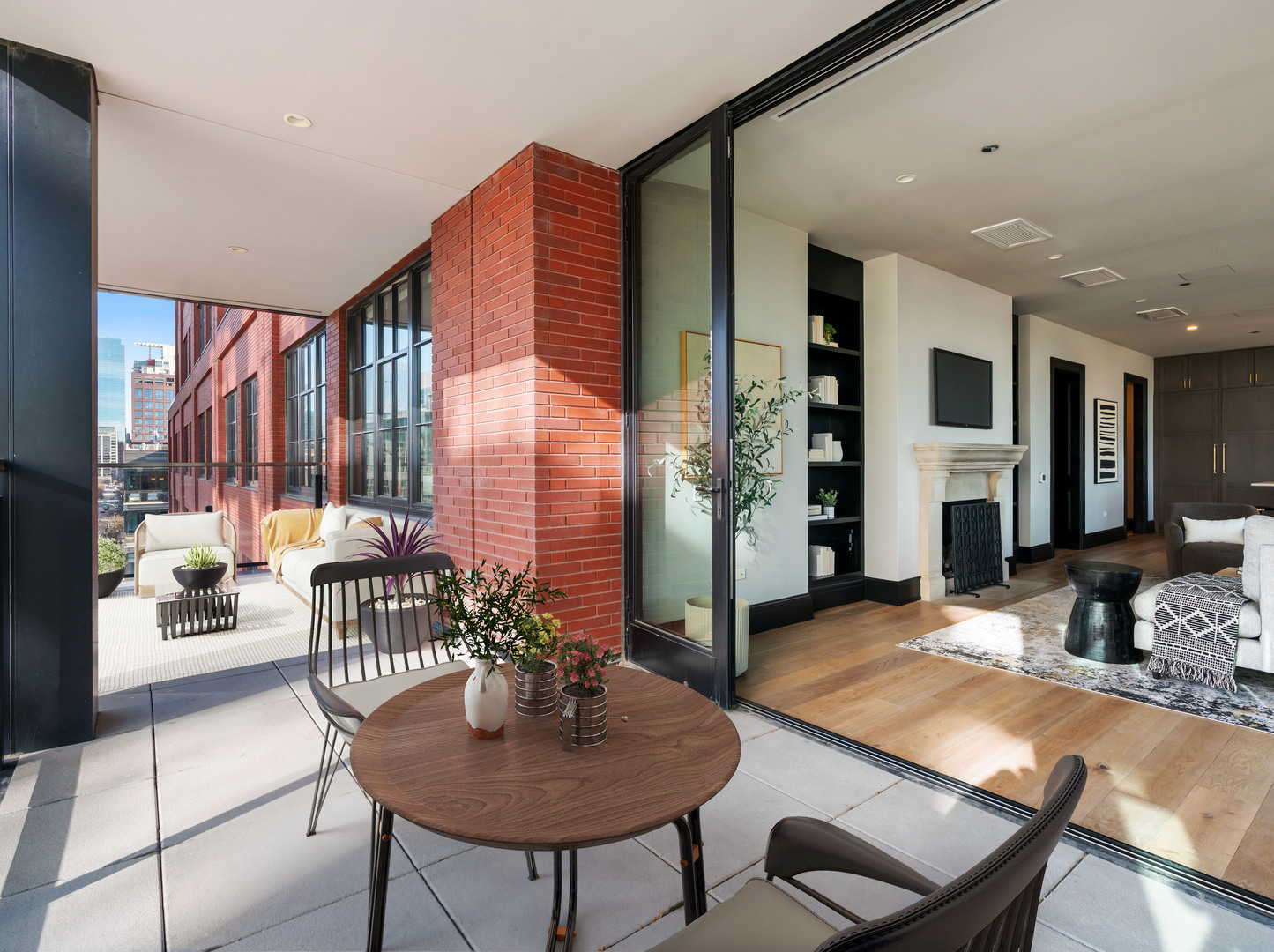 1109 W WASHINGTON Boulevard Unit: 7A