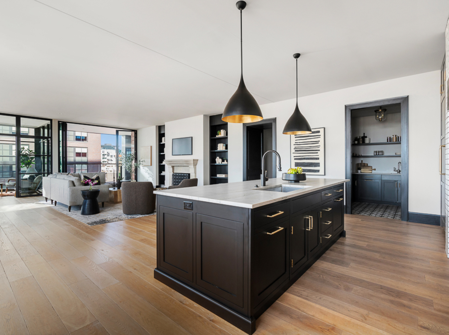 1109 W WASHINGTON Boulevard Unit: 7A