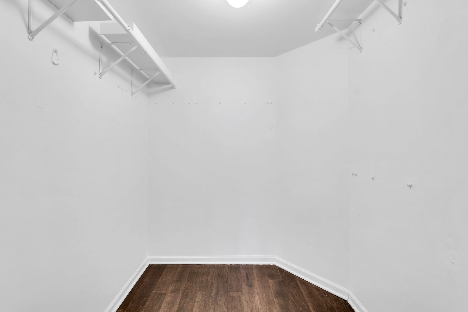 1330 PERRY Street Unit: 504