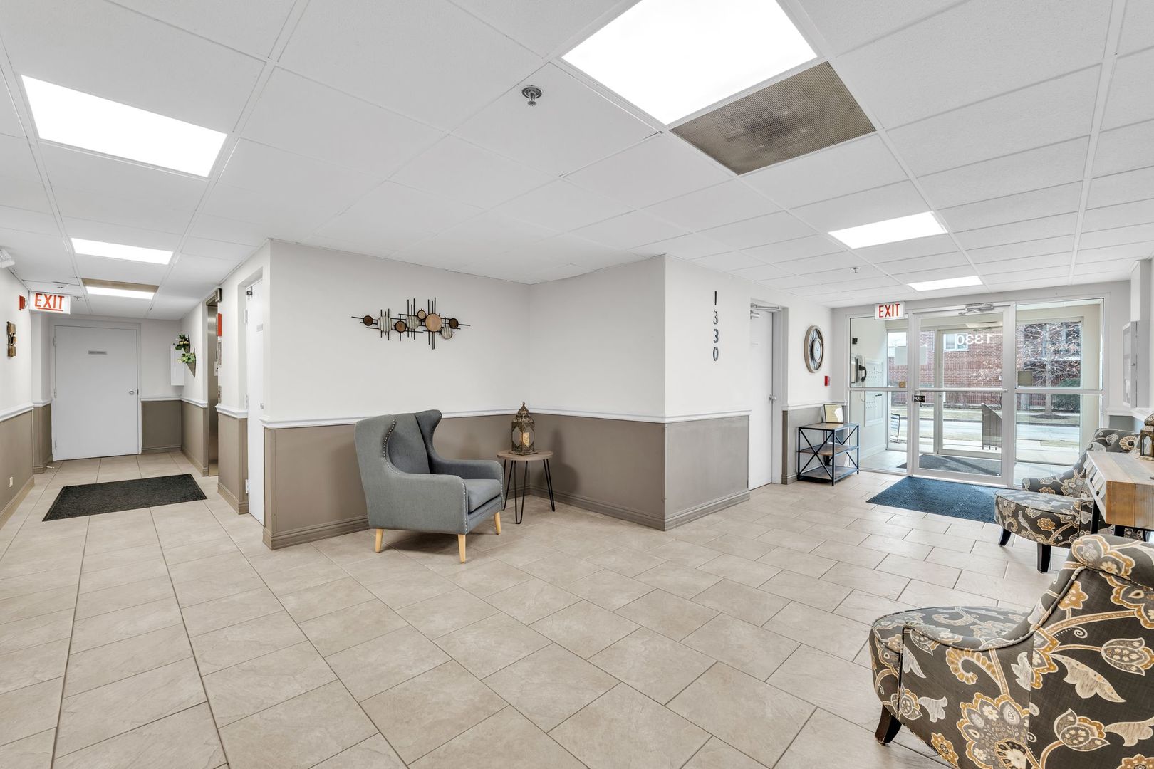 1330 PERRY Street Unit: 504