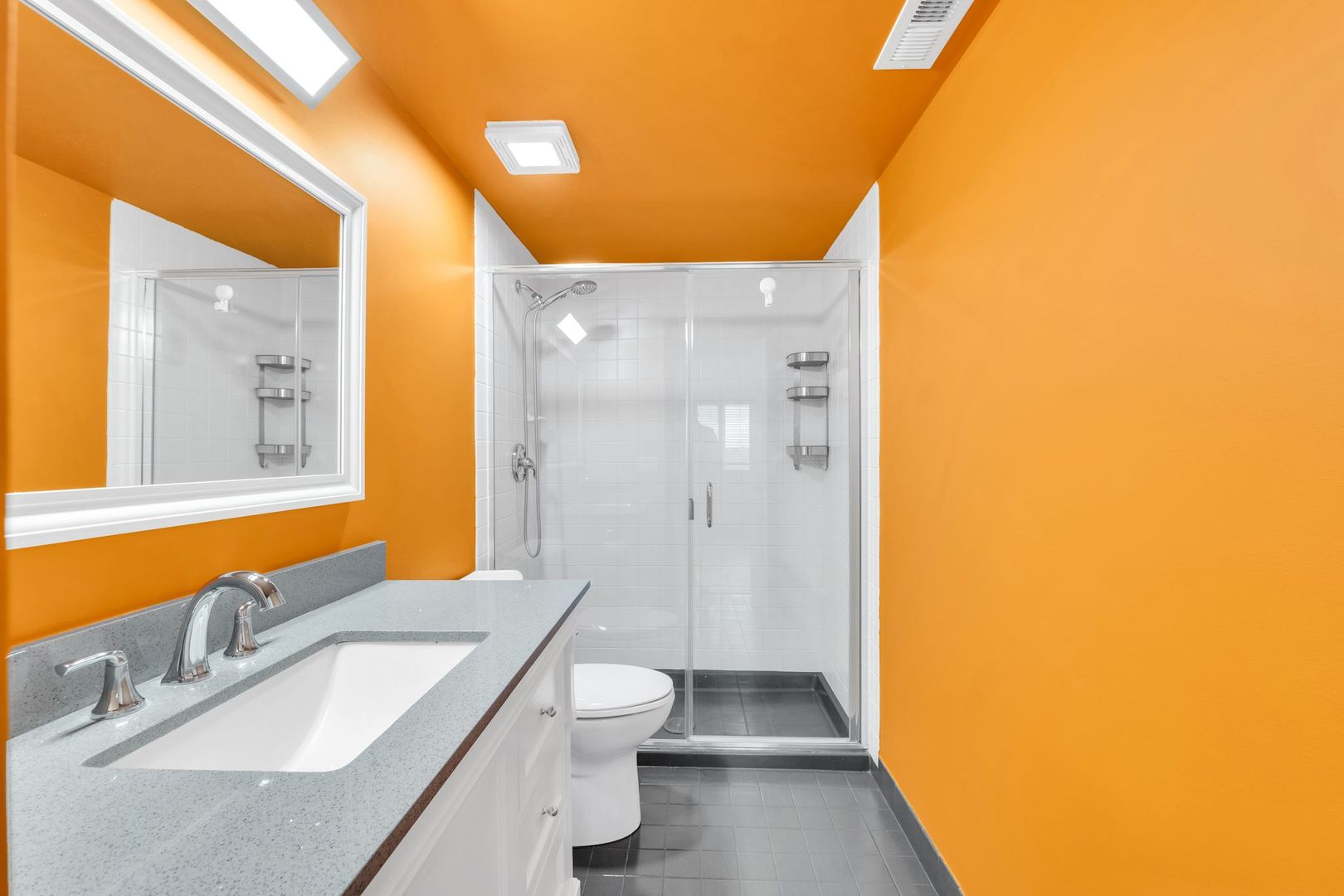 1330 PERRY Street Unit: 504