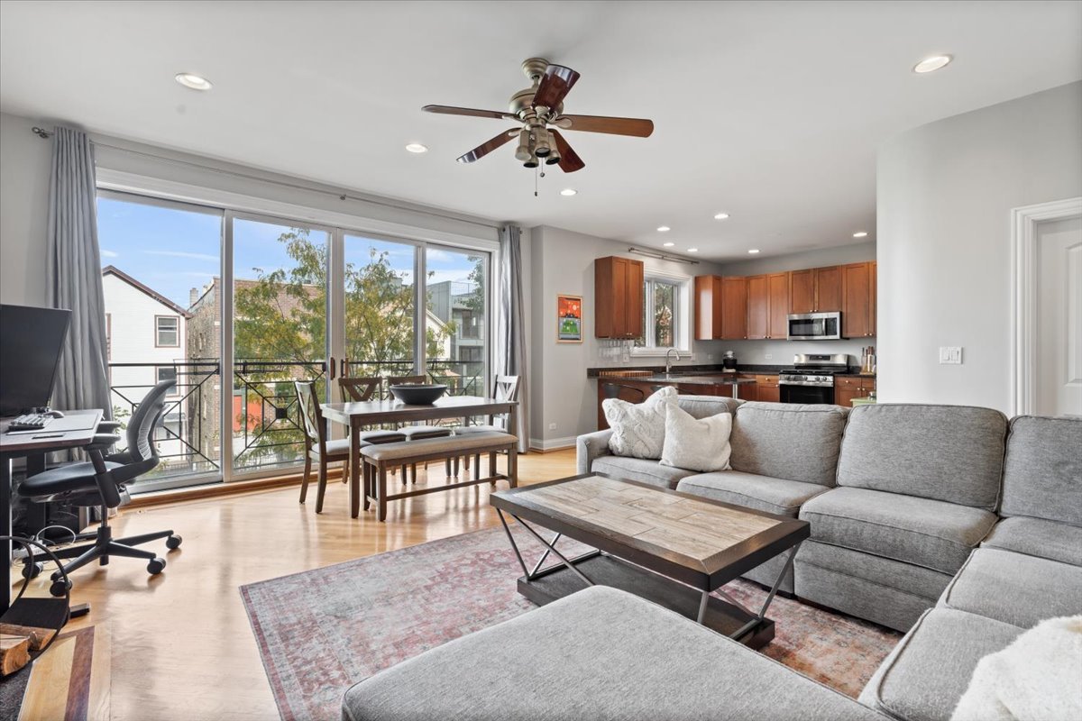 1541 W Chestnut Street Unit: 2