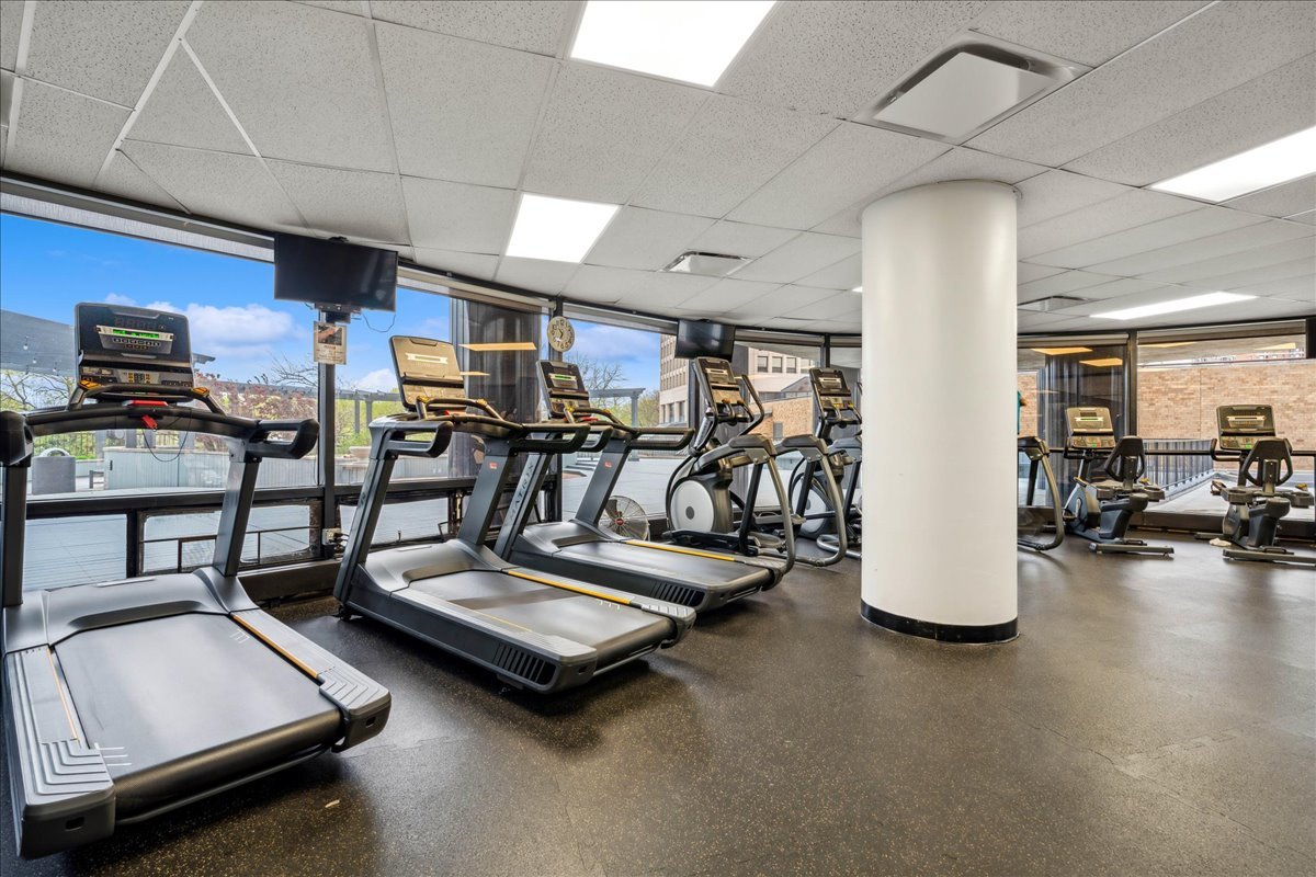 5415 N Sheridan Road Unit: 5409