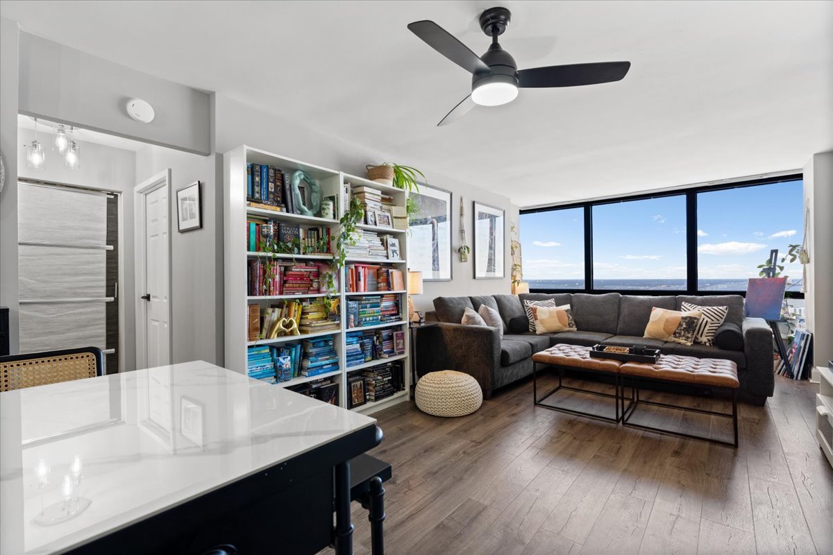 5415 N Sheridan Road Unit: 5409