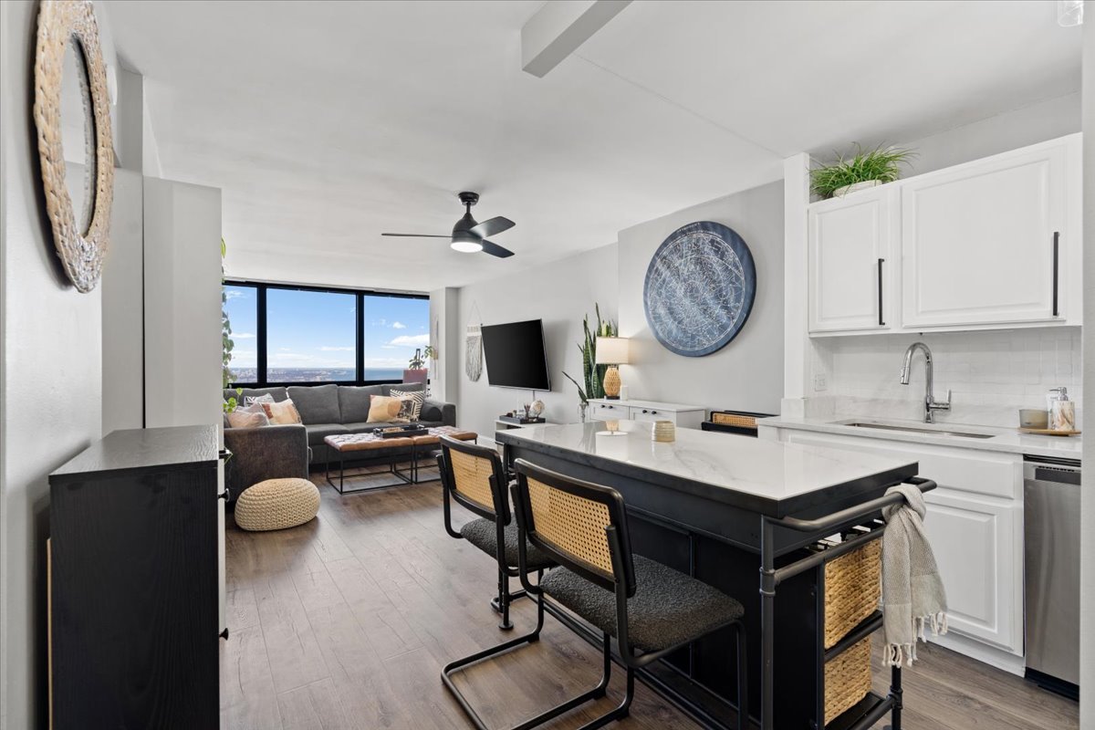 5415 N Sheridan Road Unit: 5409