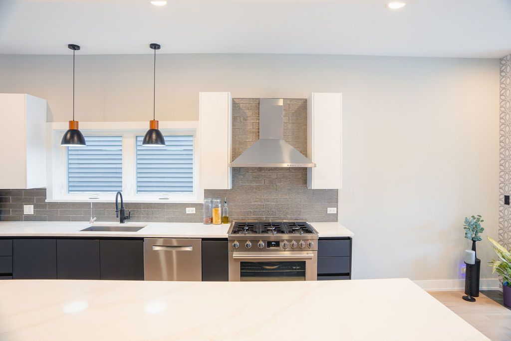 1625 N Kedzie Avenue