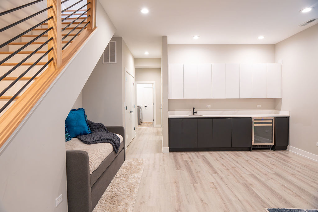 1625 N Kedzie Avenue