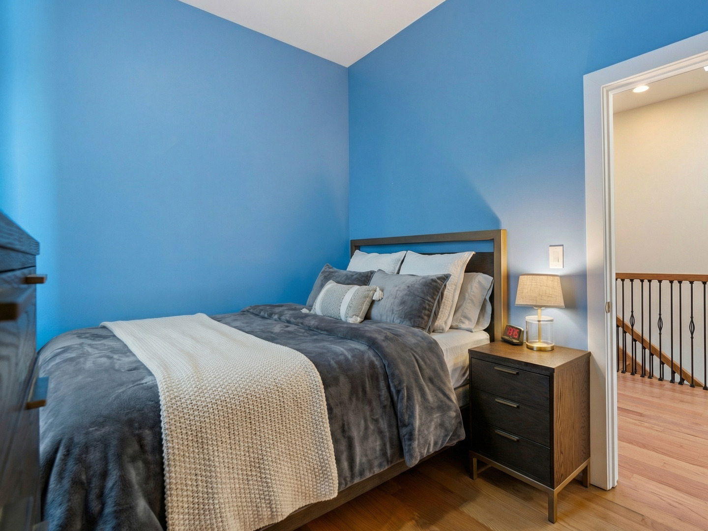 3604 S Prairie Avenue