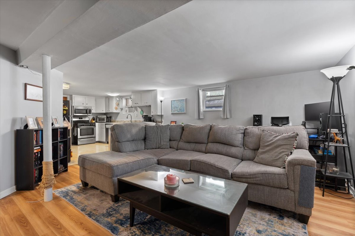 8644 Niles Center Road