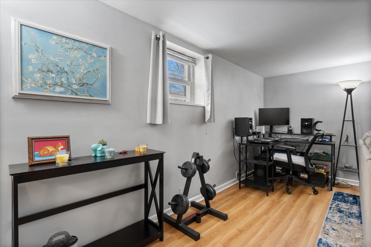 8644 Niles Center Road