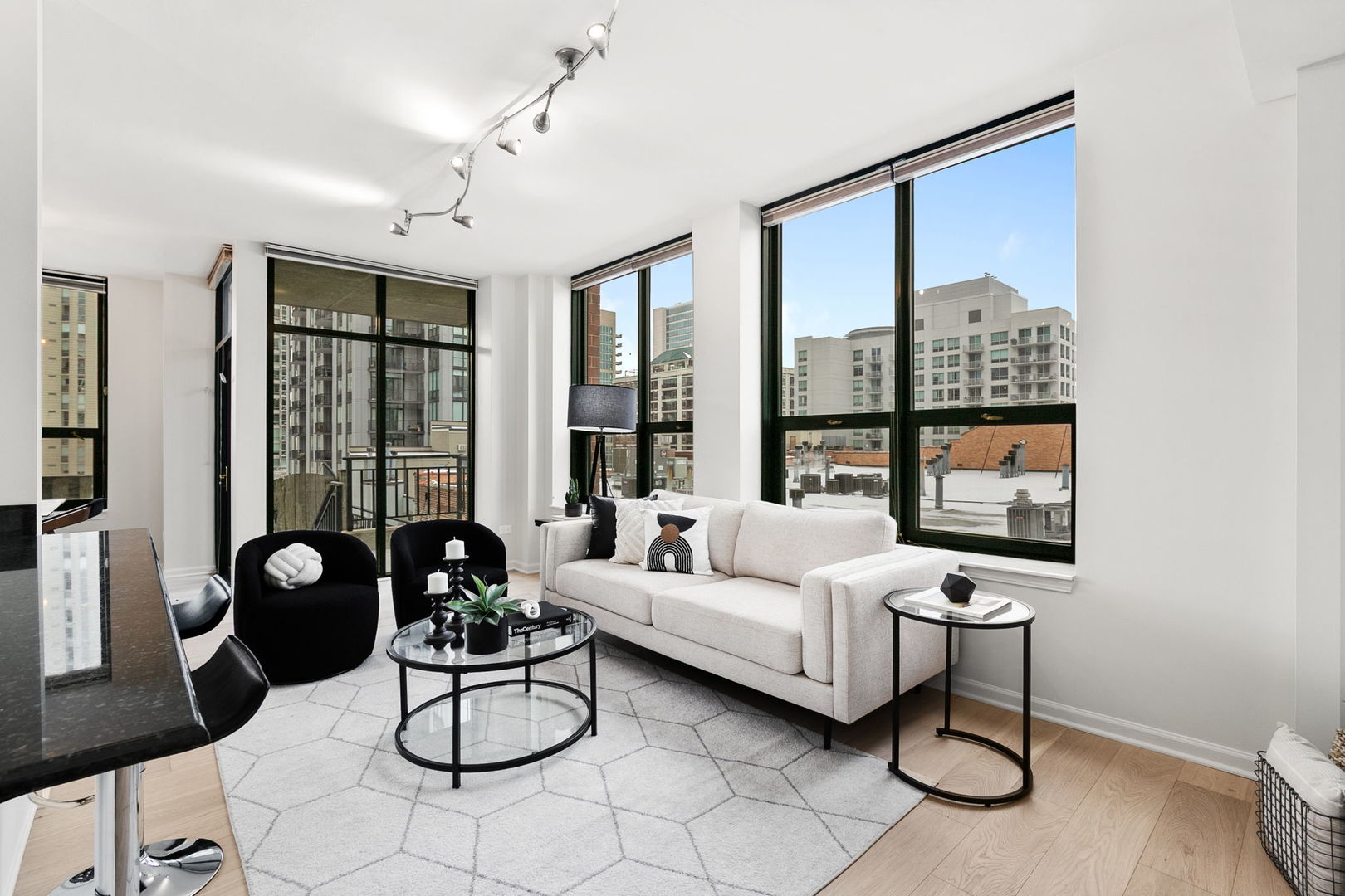 400 W Ontario Street Unit: 801