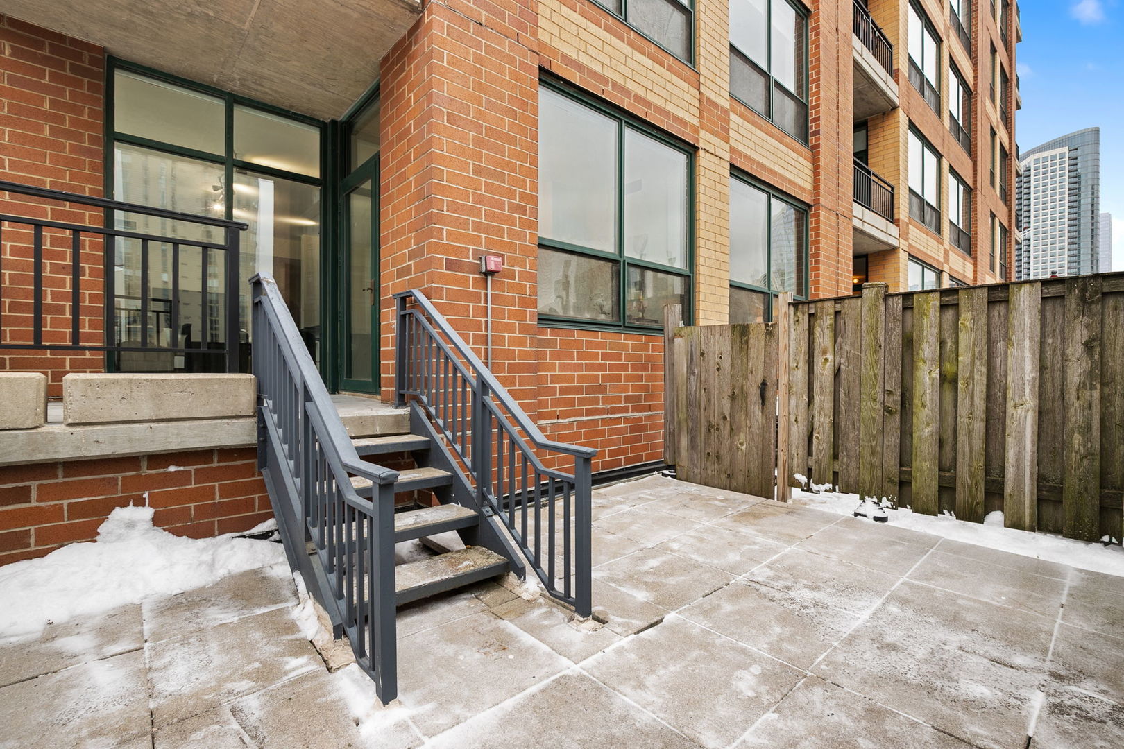 400 W Ontario Street Unit: 801