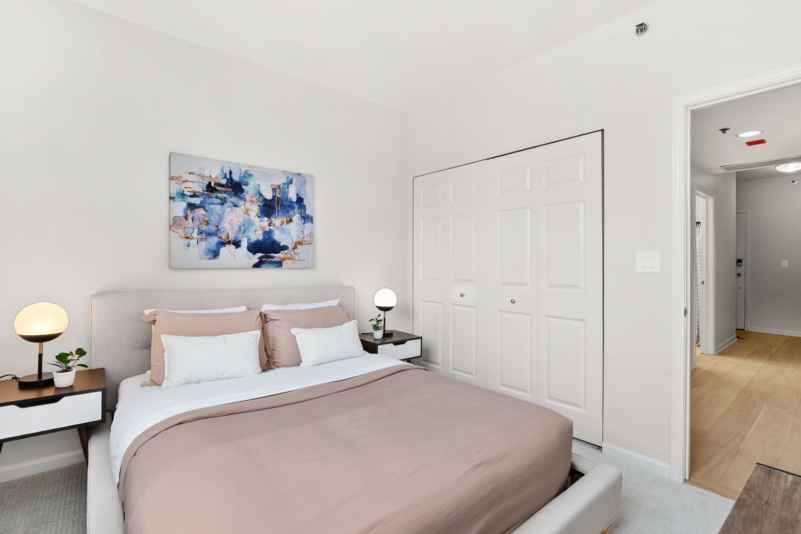 400 W Ontario Street Unit: 801