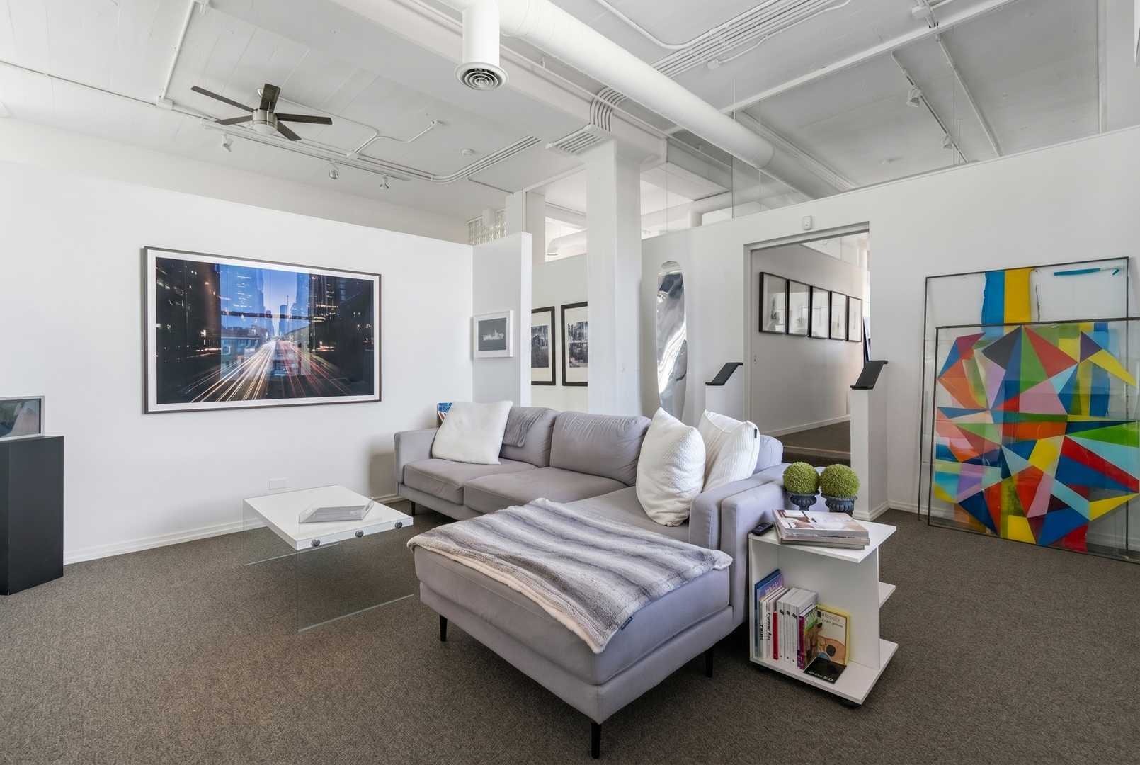 3312 W Belle Plaine Avenue Unit: 4
