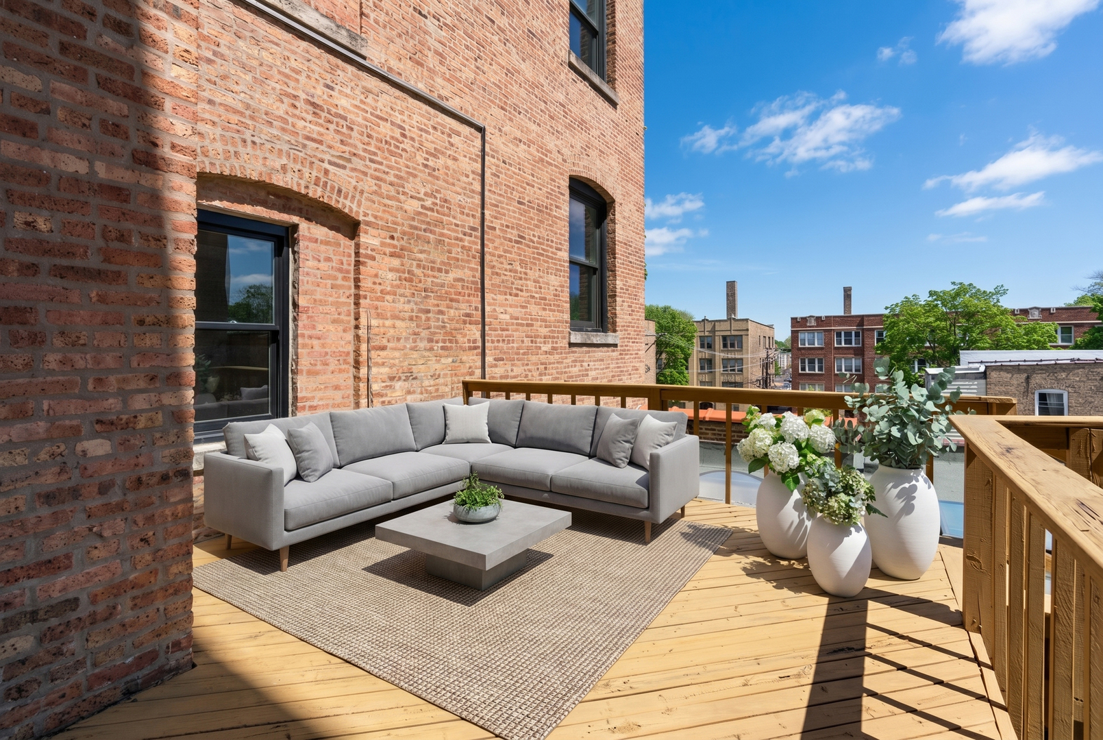 3312 W Belle Plaine Avenue Unit: 4