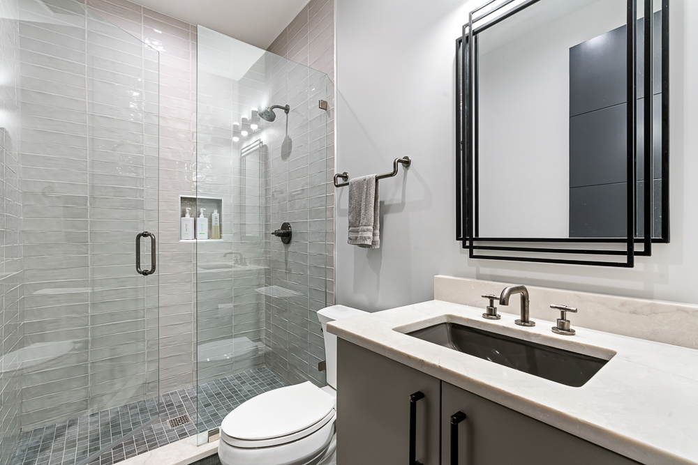 2044 N Fremont Street