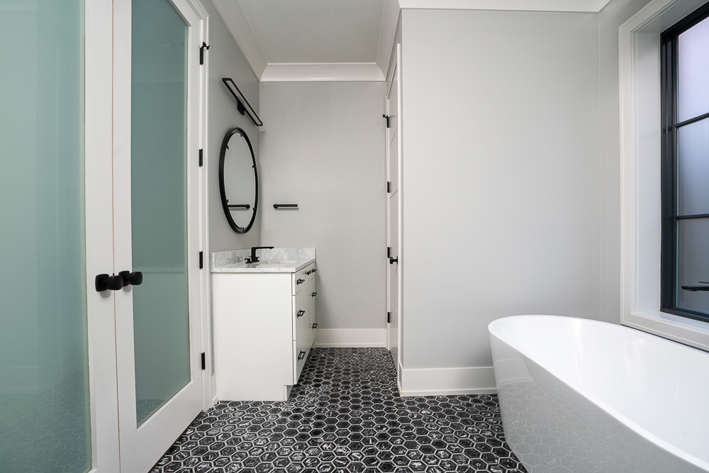 2044 N Fremont Street