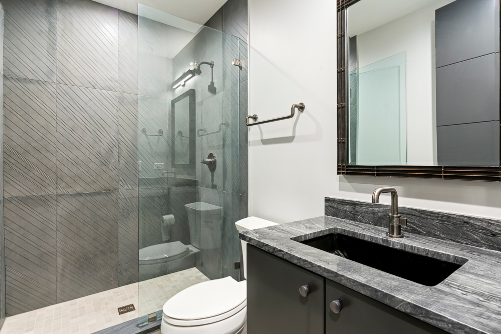 2044 N Fremont Street