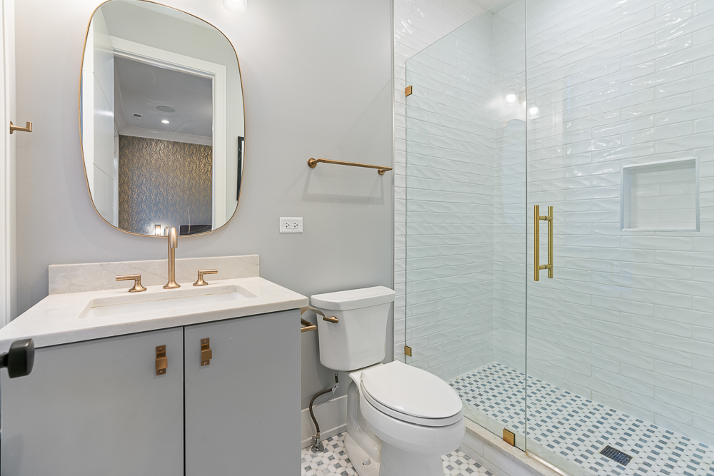 2044 N Fremont Street