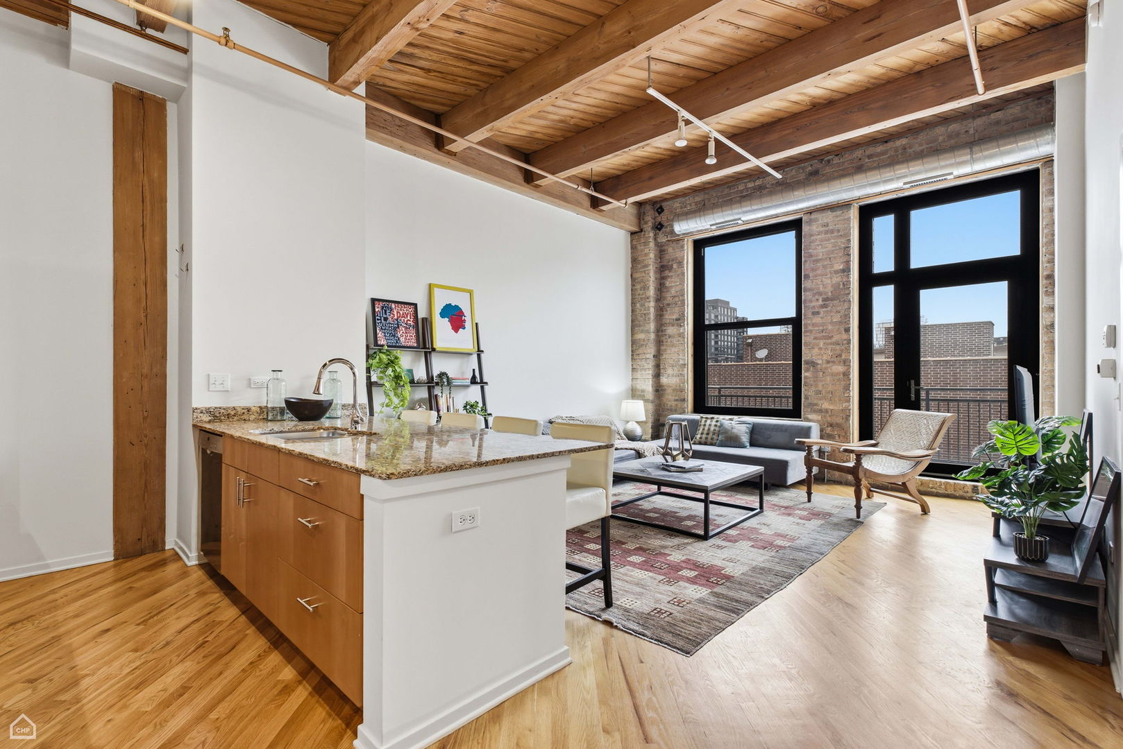 1040 W ADAMS Street Unit: 416