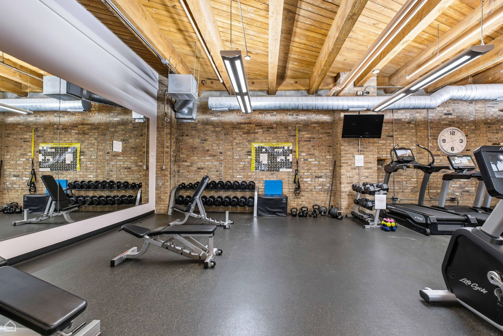 1040 W ADAMS Street Unit: 416