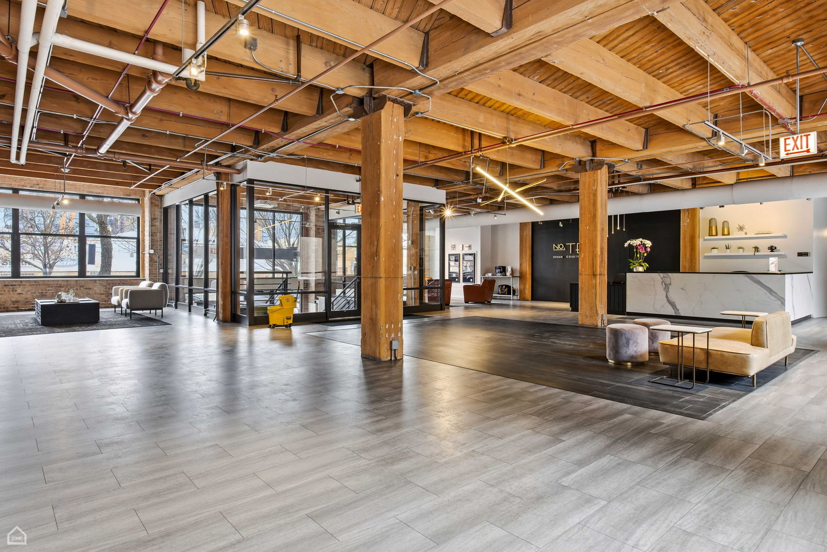 1040 W ADAMS Street Unit: 416